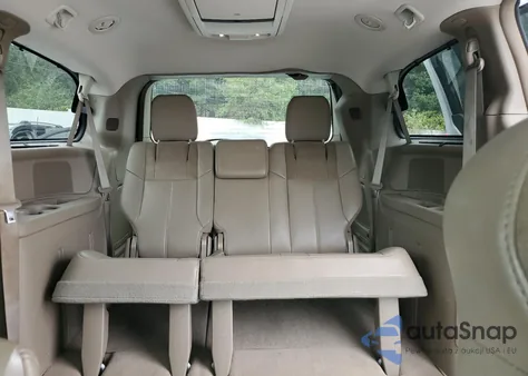 2016 Chrysler Town & Country Limited Platinum z USA, uszkodzony, nr VIN 2C4RC1GG0GR134255